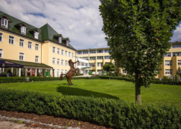 Außenansicht Galerie Plattling-Isar Park2